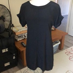 Gorgious Everlane 👗 dress.